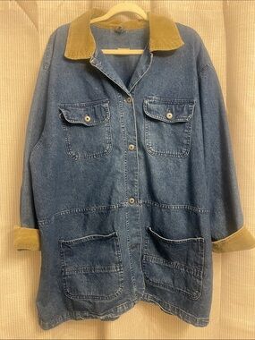 Casual Blue Denim Jacket with Tan Corduroy Collar